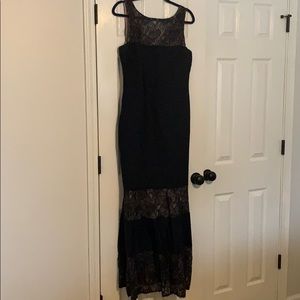 Long navy blue evening gown